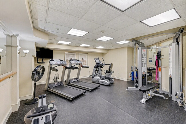 Building Photo - 1525 NW 57th St