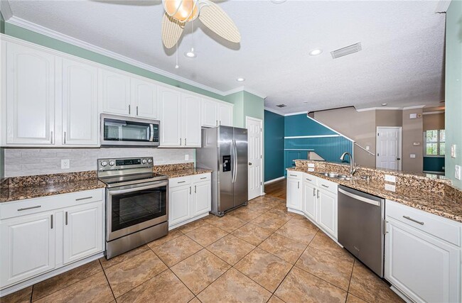 Building Photo - 580 Shoreham Ct NE