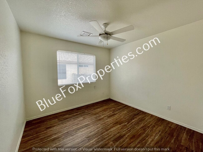 Building Photo - 3117 S Nastar Dr