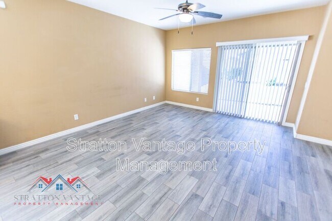 Building Photo - 4710 E Austin Ln