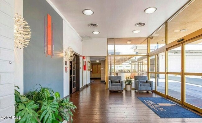 Building Photo - 4750 N Central Ave