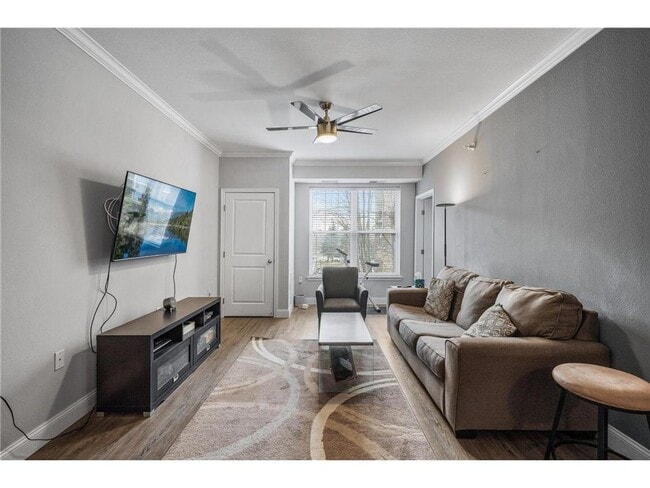 Building Photo - Sparkling 2 Bedroom Condo in Southwest Sta...