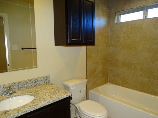 Building Photo - 6623 Mia Way