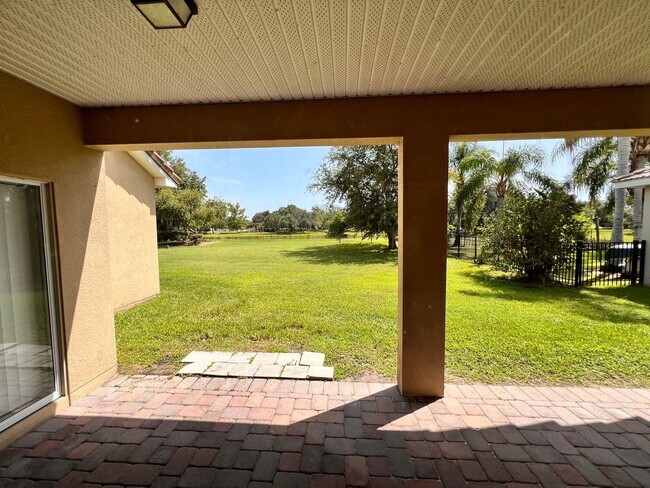Building Photo - 4/2 in Bellalago with no rear neighbor
