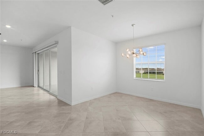 Building Photo - 20660 hazelnut Ct