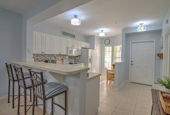 Building Photo - 9187 Celeste Dr