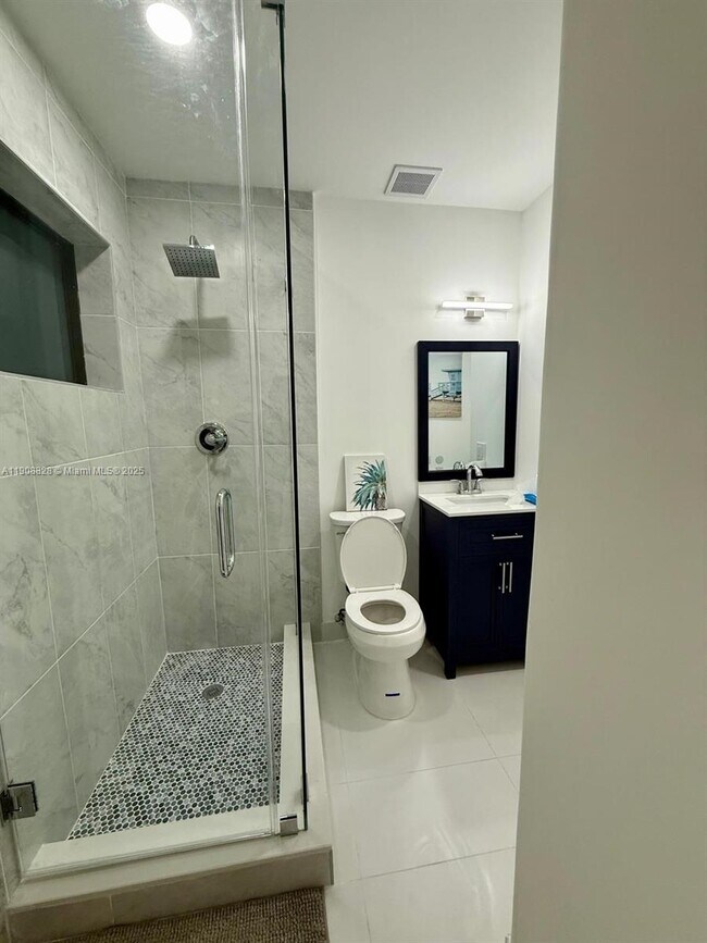 Building Photo - 11462 SW 225th St