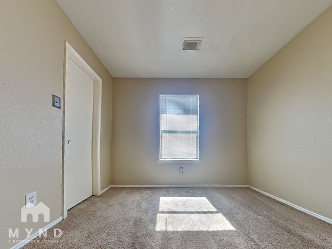 Building Photo - 22702 Sherioaks Ln