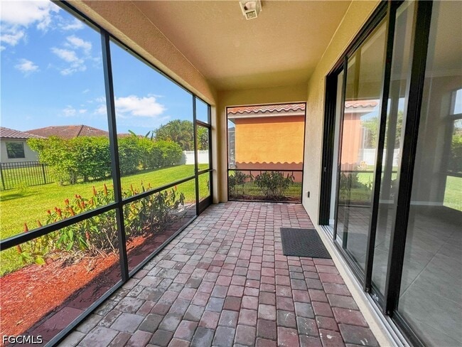 Building Photo - 9332 Via San Giovani St