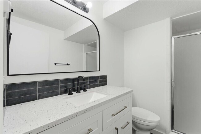 Building Photo - 774 S 1650 E