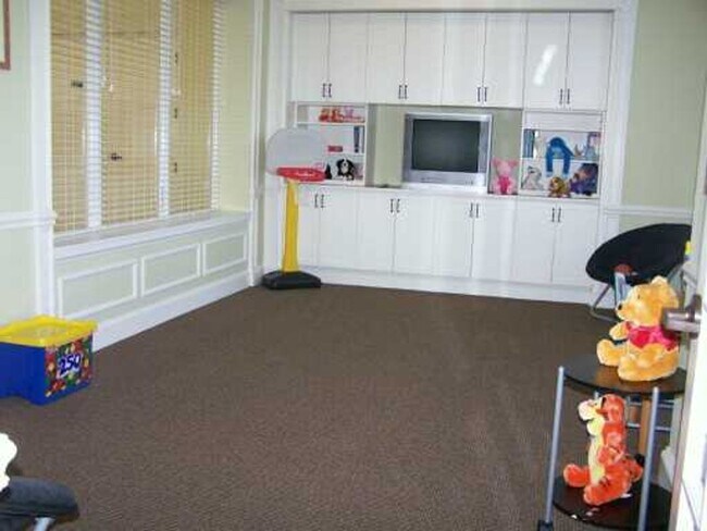 Building Photo - Active Lifestyle in Desirable Southern Pines