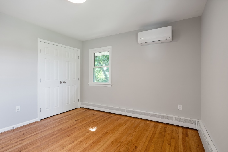 Building Photo - 707 Fairview Ave