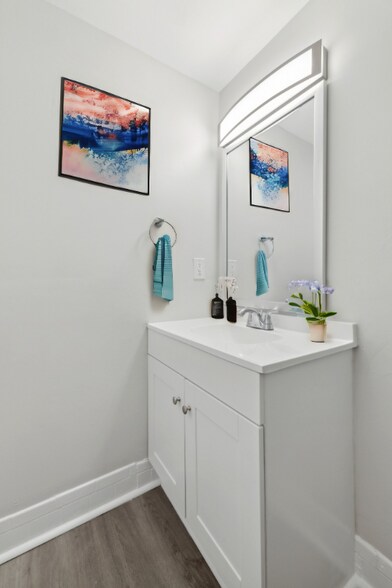 Building Photo - 1314 Wharton Dr