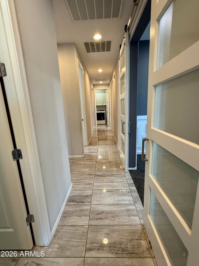 Building Photo - 9464 W Fallen Leaf Ln