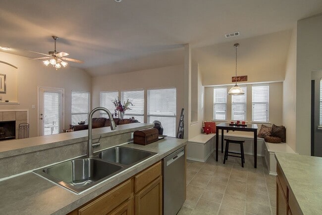 Building Photo - LIVE IN ANNA/ 3 Bdrm/2 Bath/ Cape Cod Cottage/ Lots Of Charm