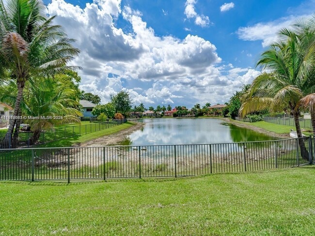 Building Photo - 4248 SW 185th Ave