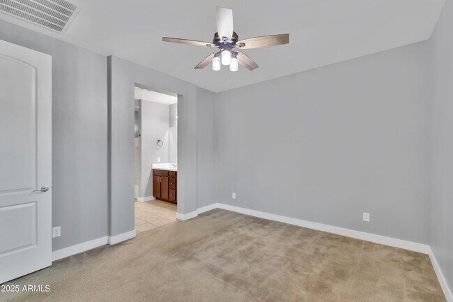 Building Photo - 9766 E Palladium Dr