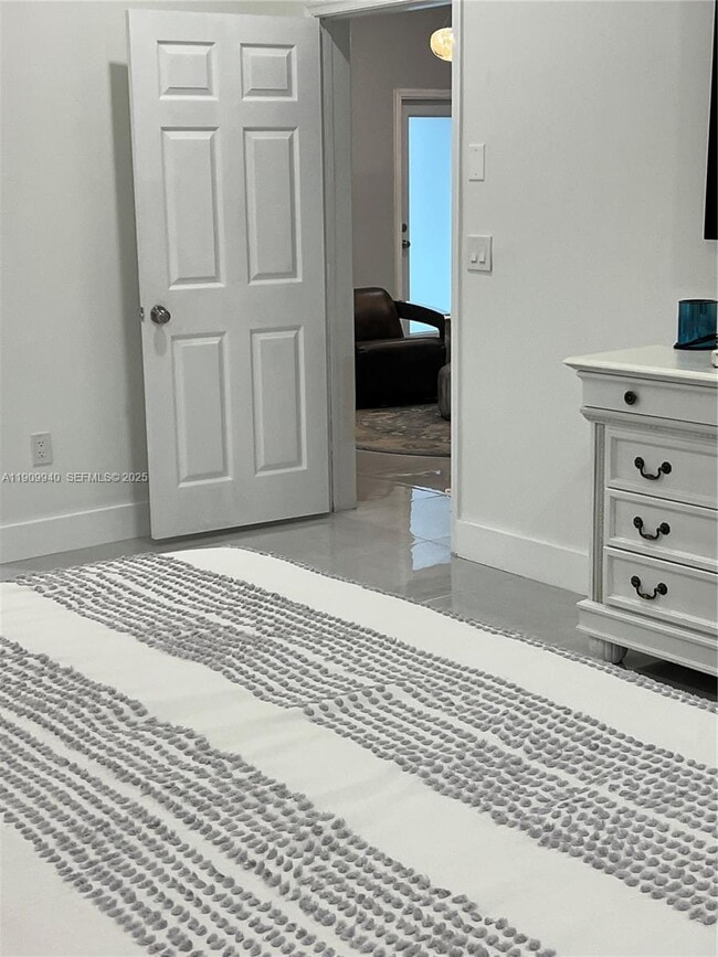 Building Photo - 10664 Paso Fino Dr