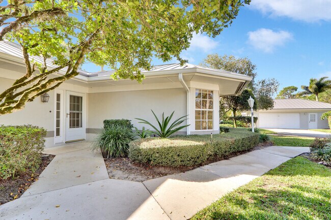 Building Photo - 7340 Pine Creek Way