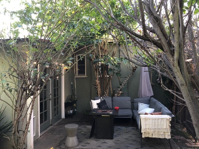 Porch - 2818 S Barrington Ave