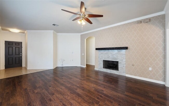 Building Photo - 7513 S Glenn St
