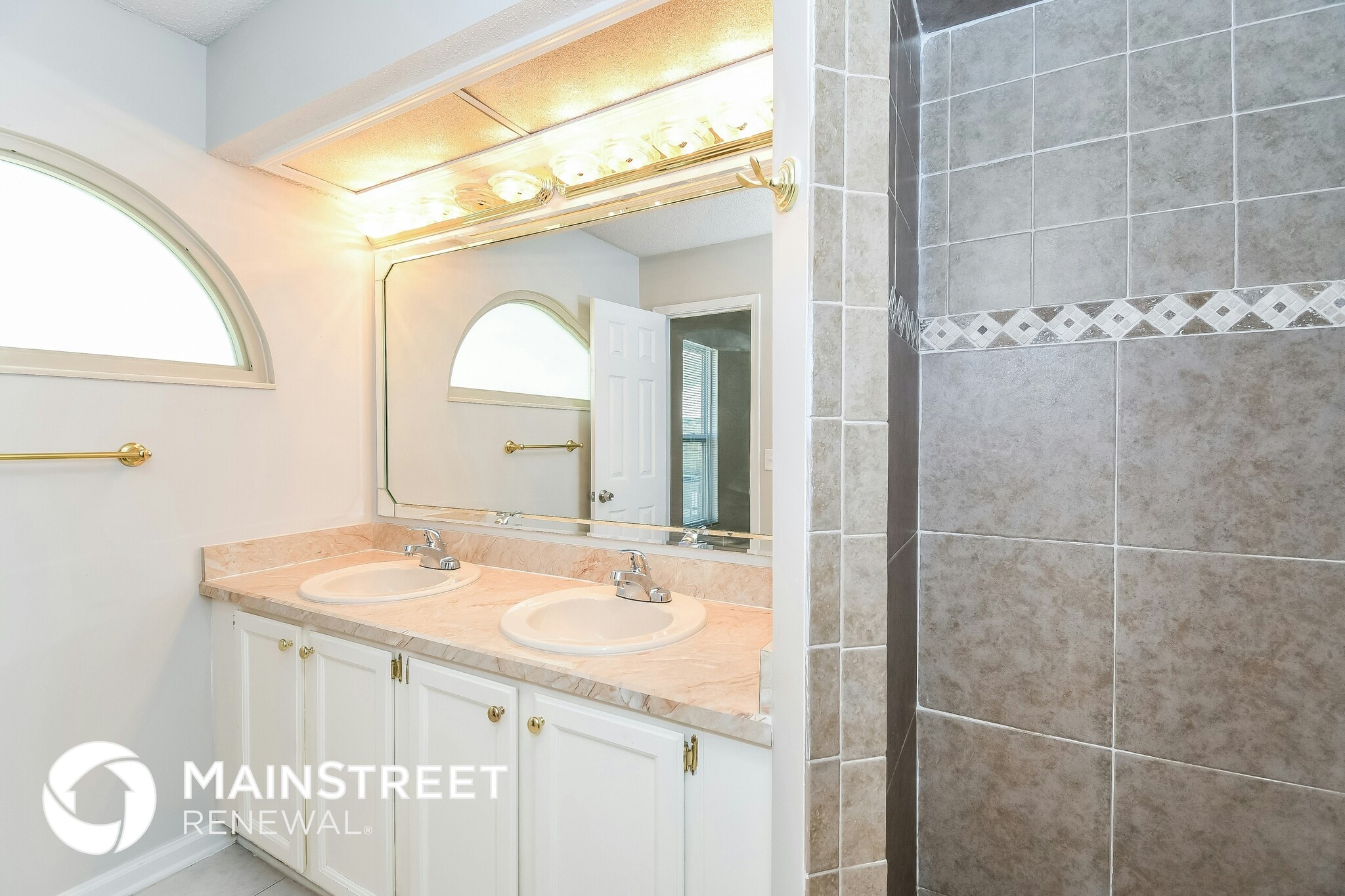 Building Photo - 2078 Tanager Dr