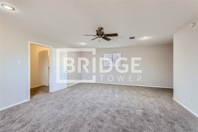 Building Photo - 106 Cedar View Dr