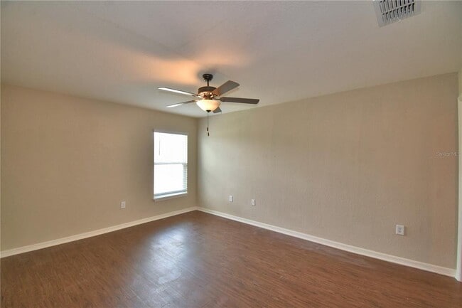 Building Photo - 605 Vittorio Dr