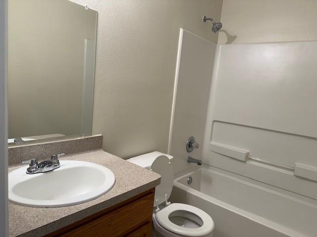 Building Photo - 8319 Radial Ct
