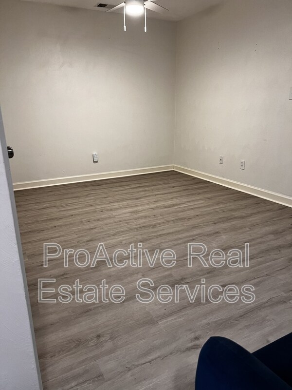 Building Photo - 5268 Pirata Pl