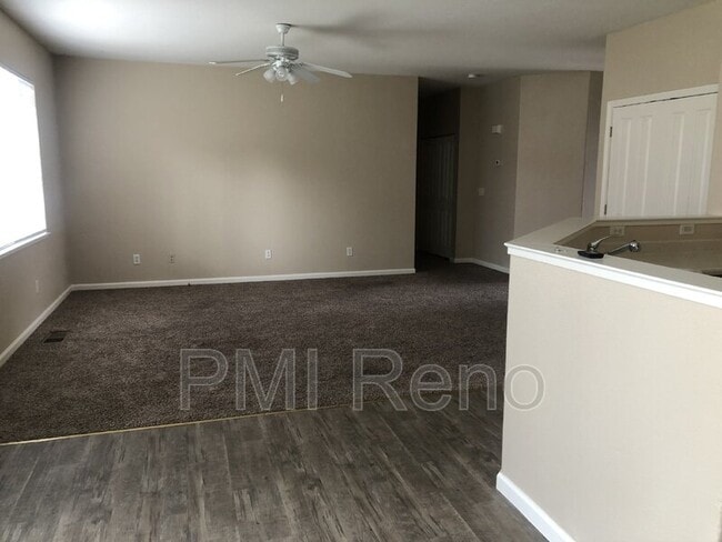 Building Photo - 9765 Drybrush Ct