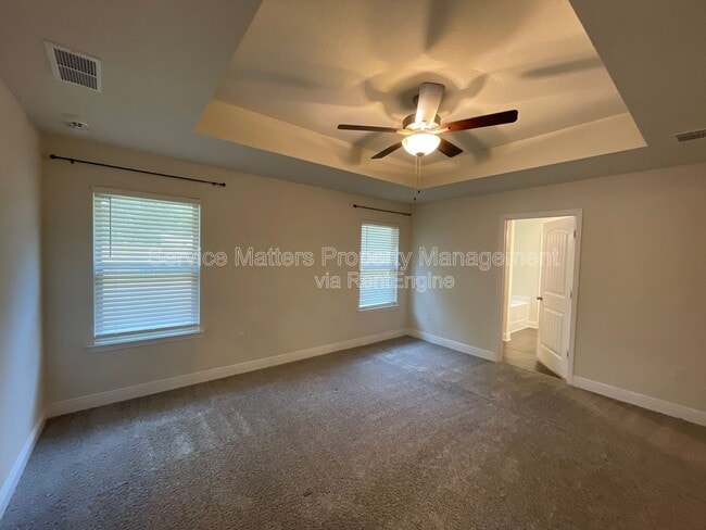 Building Photo - 5153 Peach Dr