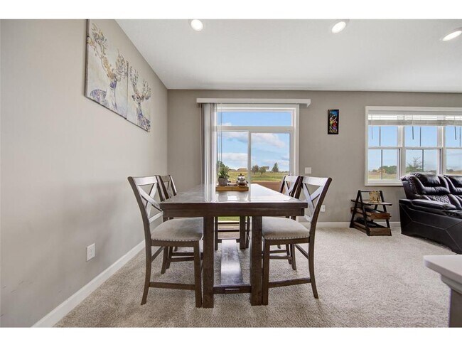 Building Photo - 7291 Alvarado Ln N