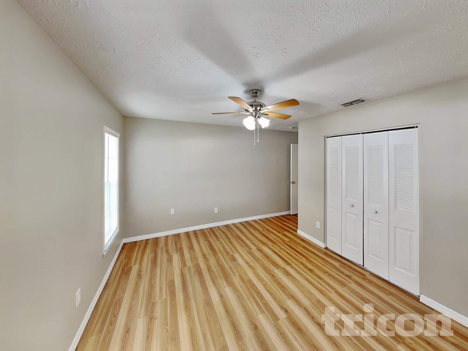 Building Photo - 2704 Mnr Hl Dr