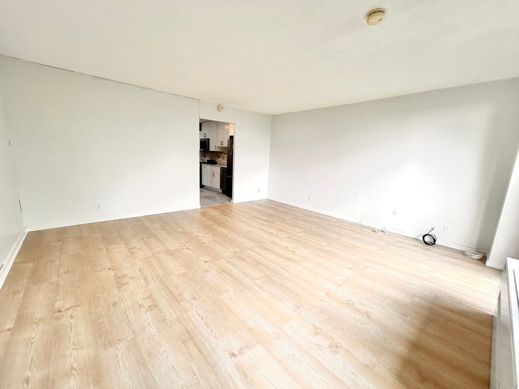 Building Photo - 44 Washington St