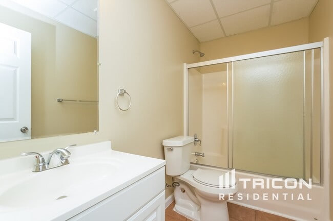 Building Photo - 175 Pooles Bend Ct
