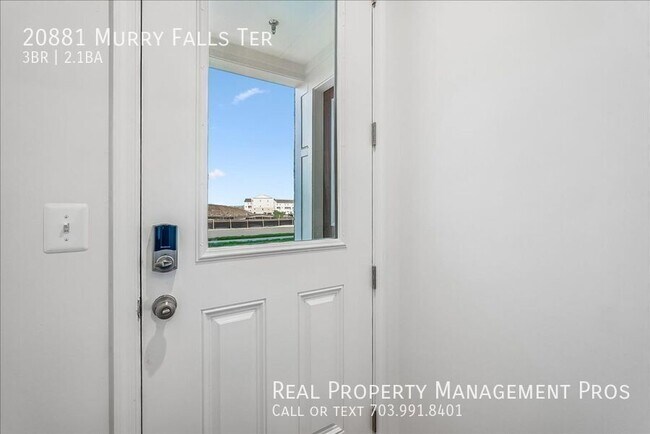 Building Photo - 20881 Murry Fls Ter