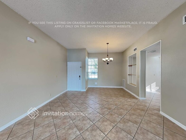 Building Photo - 5040 Foxhall Dr N