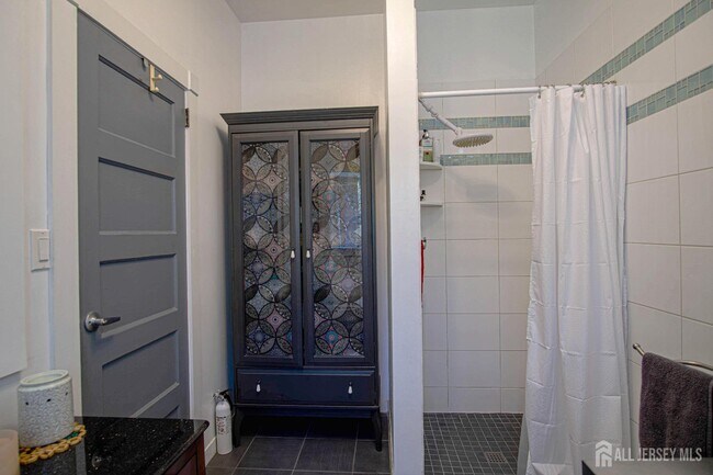 Building Photo - 9 Academy St