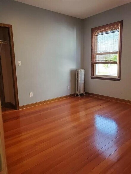 Building Photo - 118 Wentworth Ave