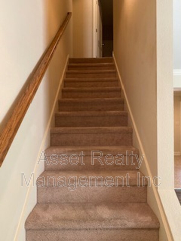 Building Photo - 4730 Forest Landing Way
