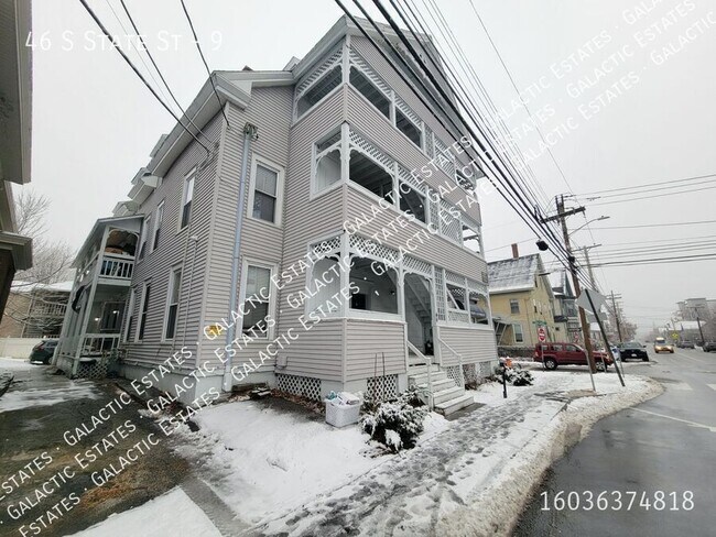 Building Photo - Gigantic 4 bedroom 1 bath apartment Concor...