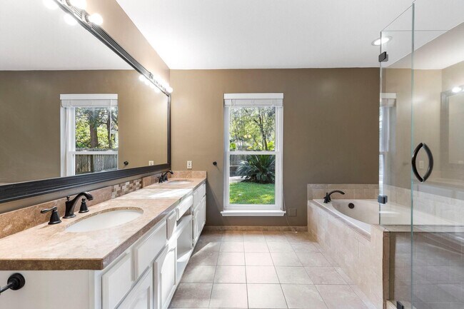 Building Photo - 58 Fire Flicker Pl