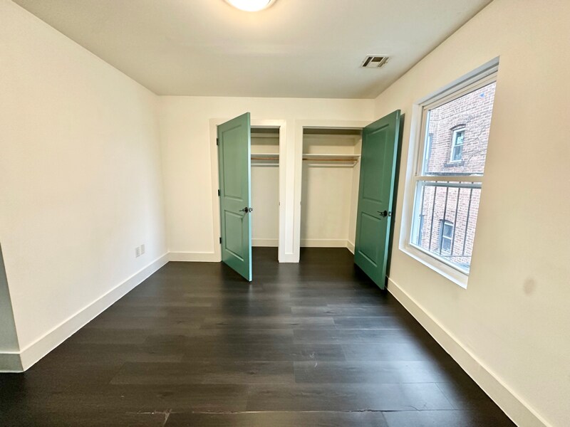 Building Photo - 101 4th Ave