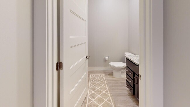 Building Photo - Bluebell | Two Bedroom - Basement Walkout