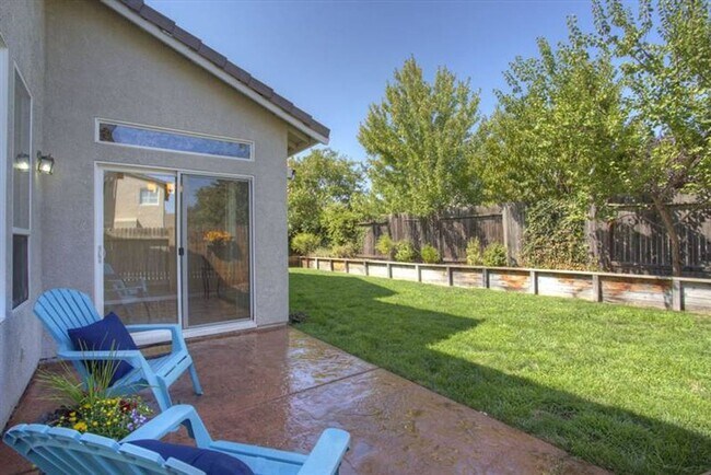 Building Photo - 2571 Merrivale Way