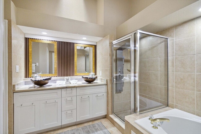 Building Photo - 4931 Dunmore Ln