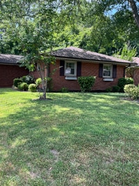 Building Photo - 320 Hampton Dr