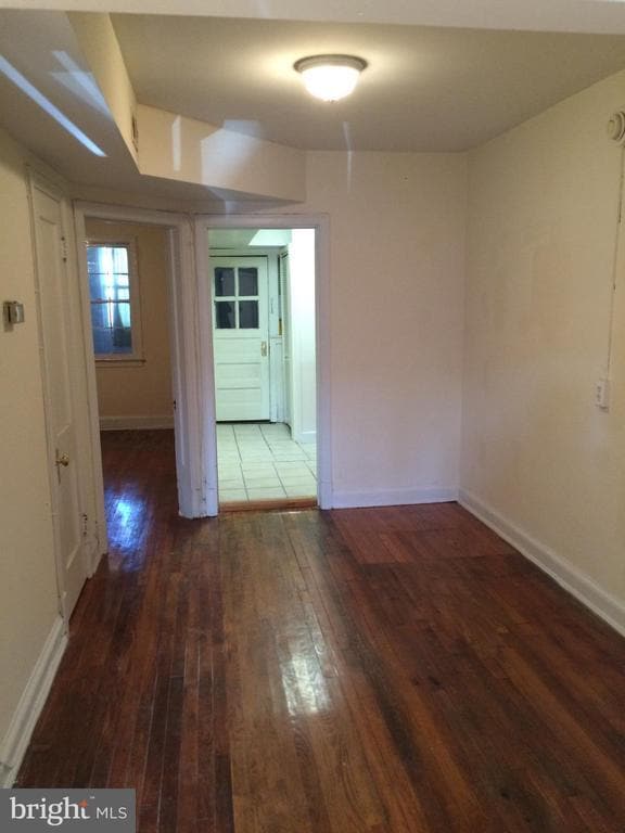 Building Photo - 1830 Independence Ave SE