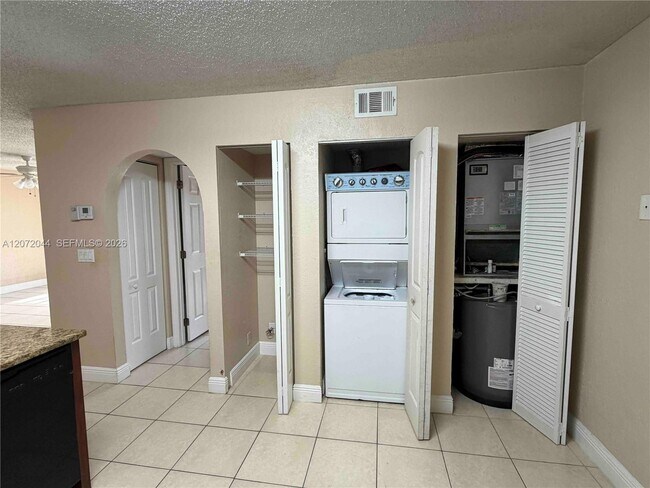 Building Photo - 5701 Riverside Dr